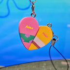 Personalised Magnetic Best Friend Keychain – Two Halves One Heart