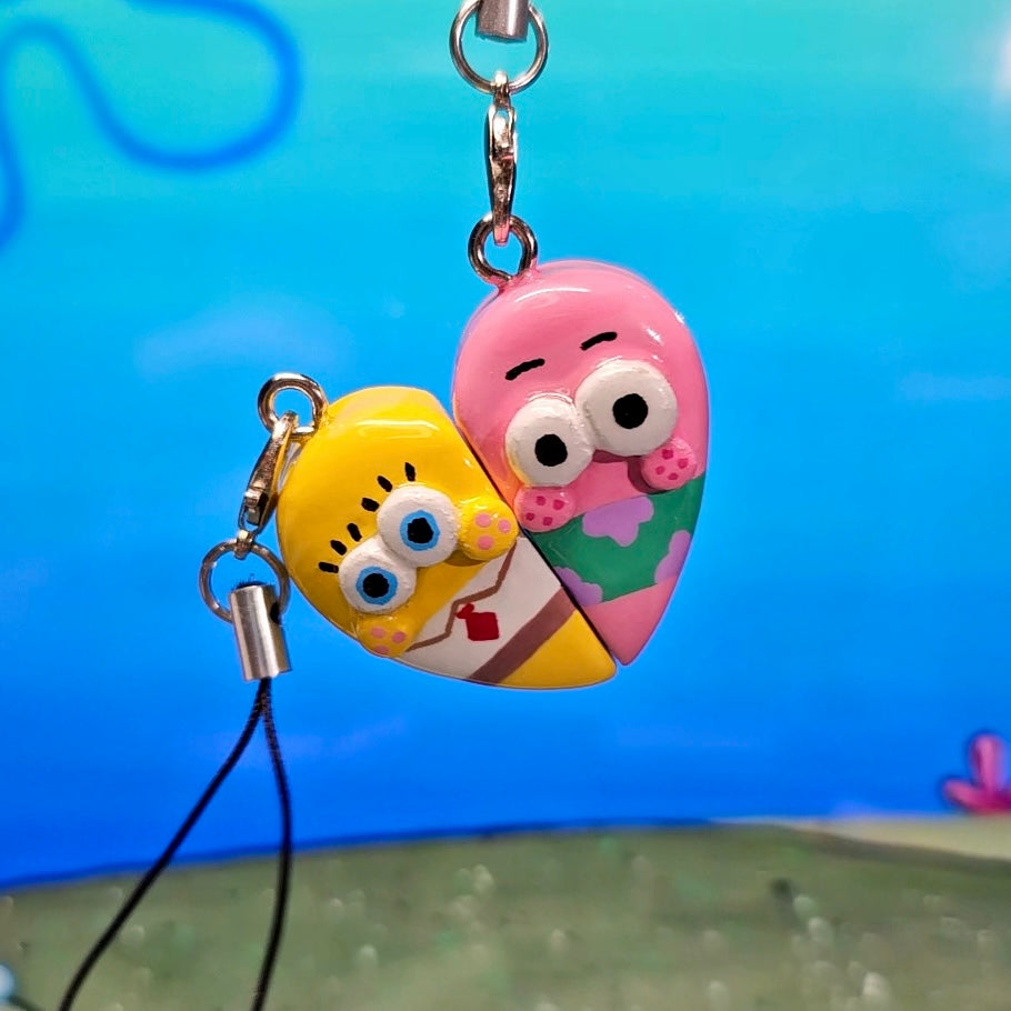 Personalised Magnetic Best Friend Keychain – Two Halves One Heart