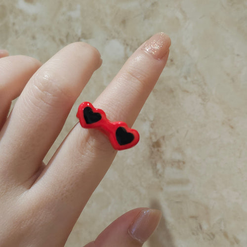 Feeling 22 Y2K Heart Sunglasses Ring